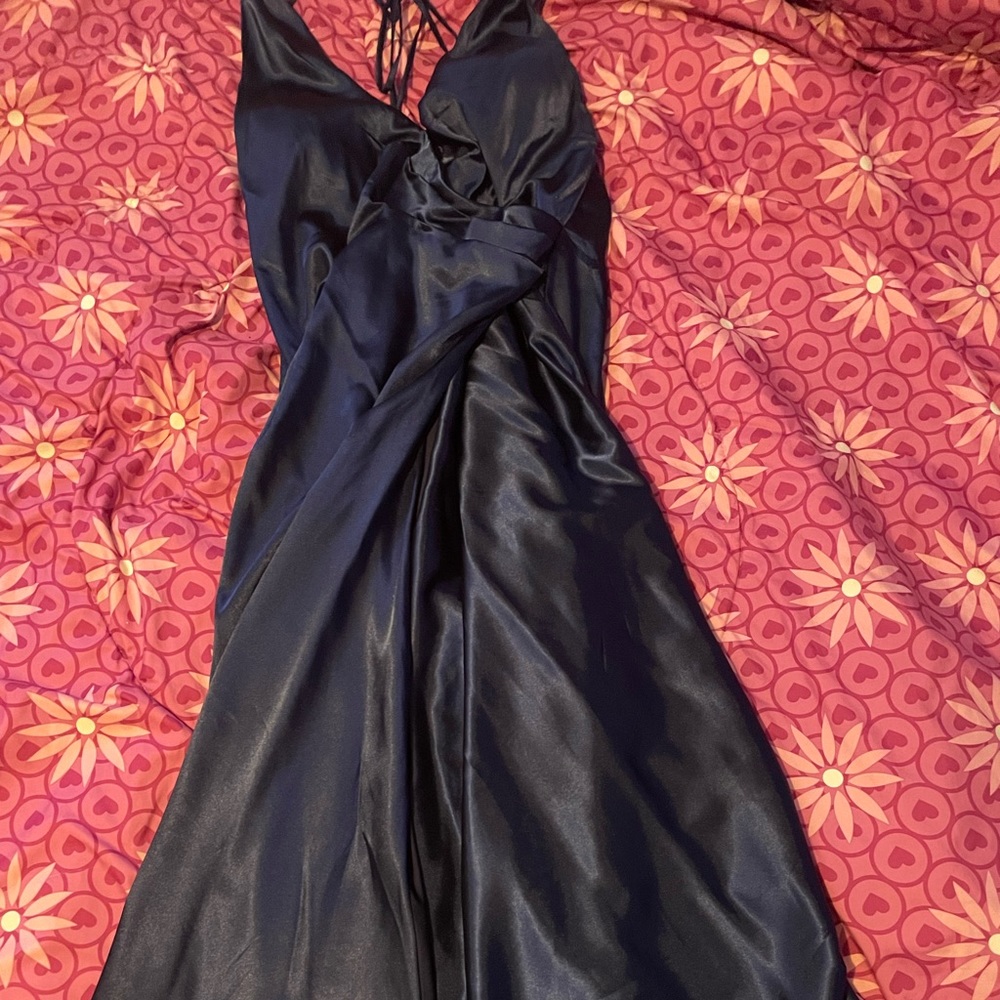 Navy blue gown. Size 18 high split silk with cotton insert.